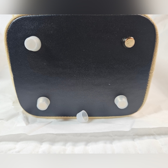 Dior Beautè VIP Crossbody Shoulder Bag NIB With All Accessories - Picture 8 of 16